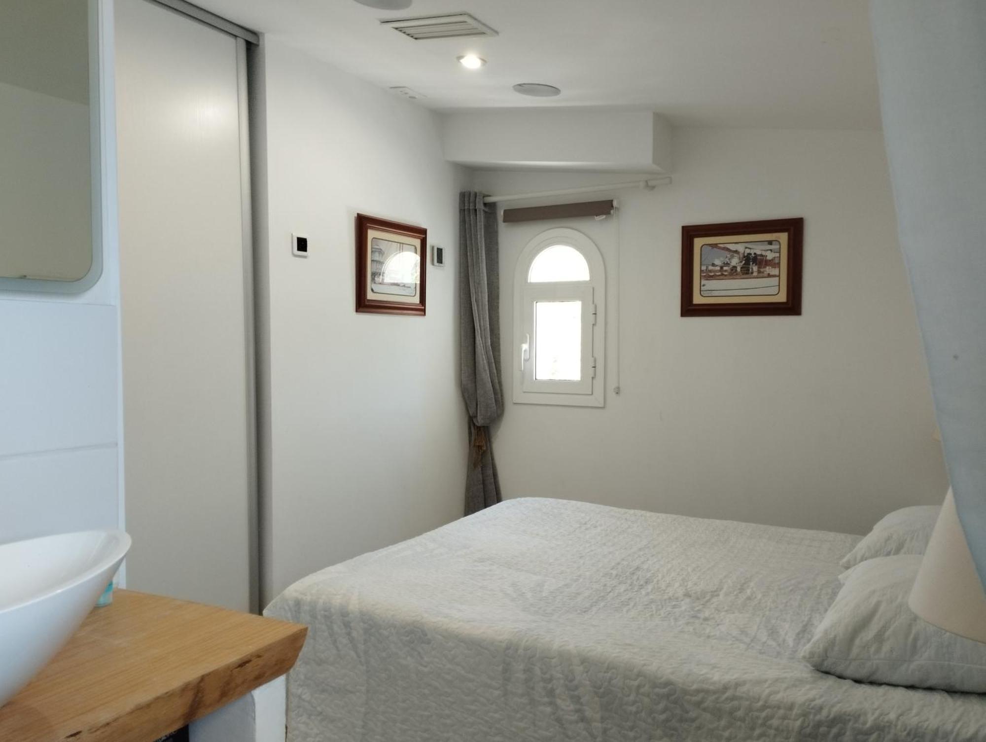 Atico Rhodes Playa Apartment